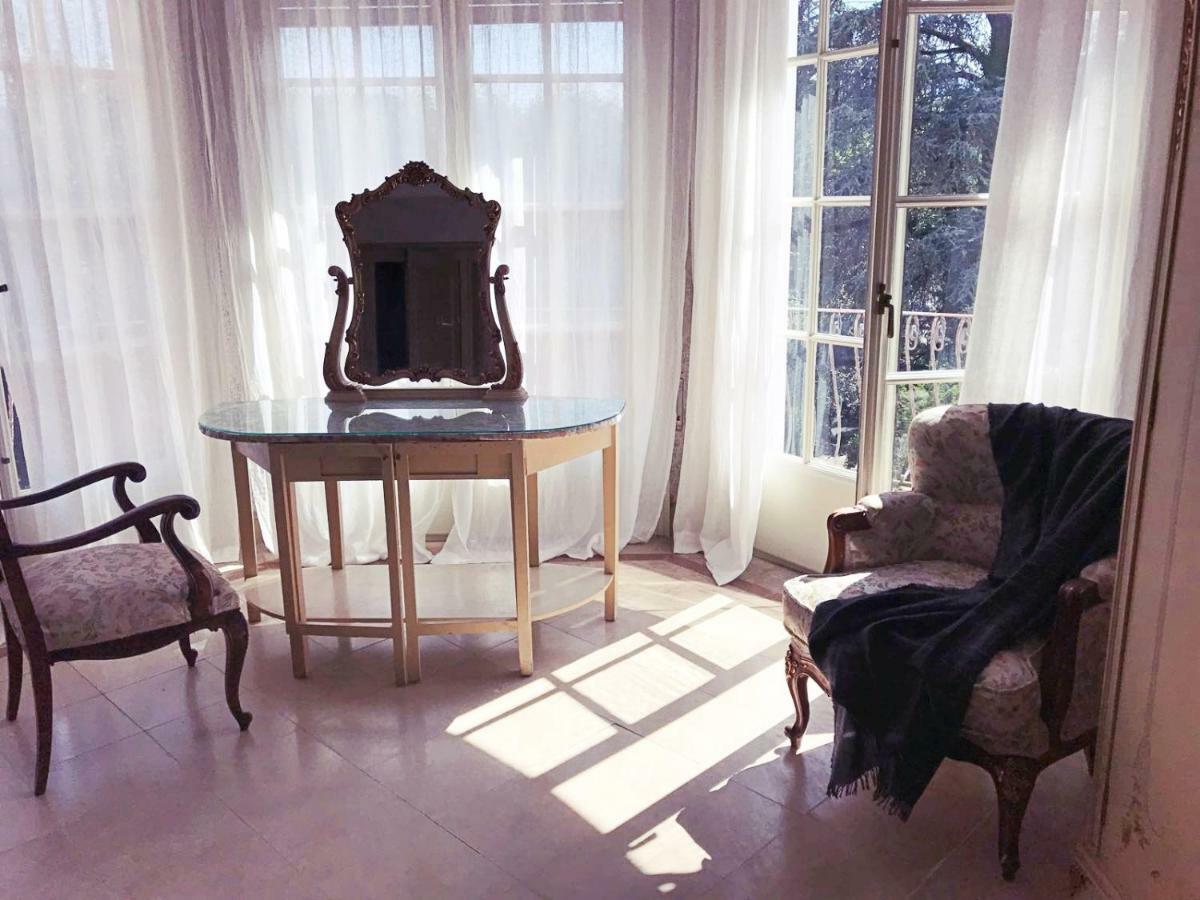 Espectacular Casa Chateau En El Centro De Olot Zewnętrze zdjęcie